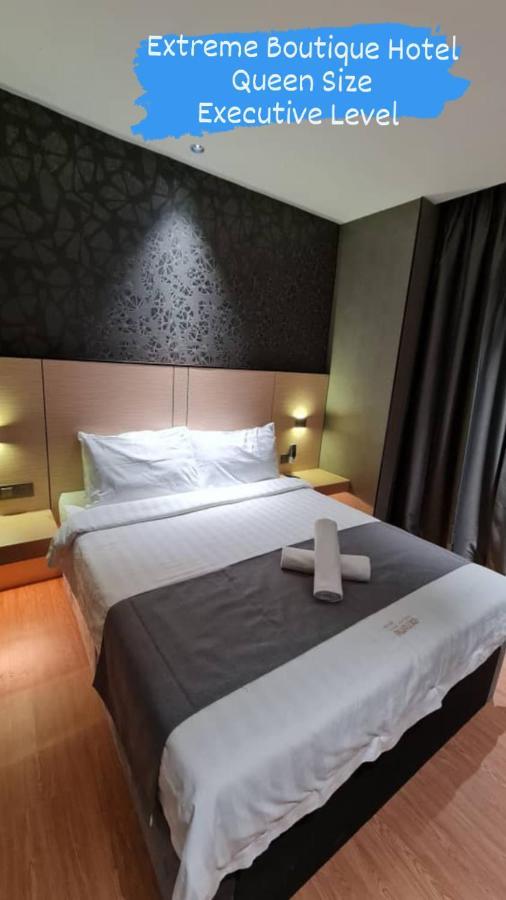 Extreme Boutique Hotel Келуанг Екстериор снимка